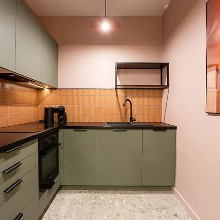 Apartamento Comfy Modern In Old Town Parking By Hoomvi