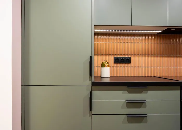 아파트 Comfy Modern In Old Town Parking By Hoomvi